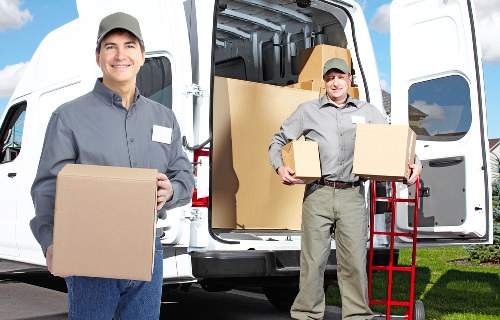 Efficient moving truck service for homes and offices in Barnes